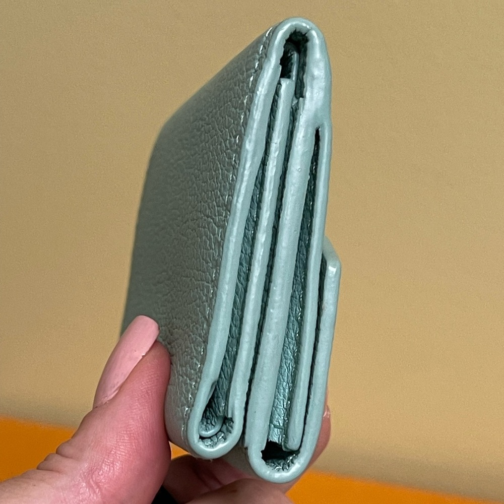 Louis Vuitton LockMini Wallet Mint Green Calf Leather Silver LV Hardware M68481 - Picture 10 of 16